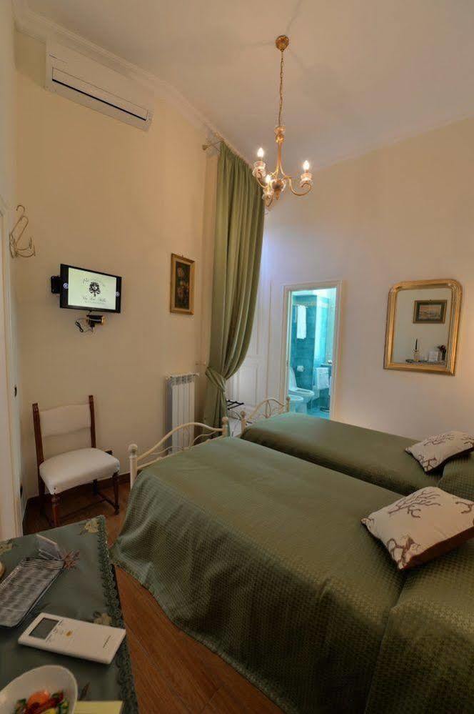 B&B Residenza Via Dei Mille Nápoles Exterior foto
